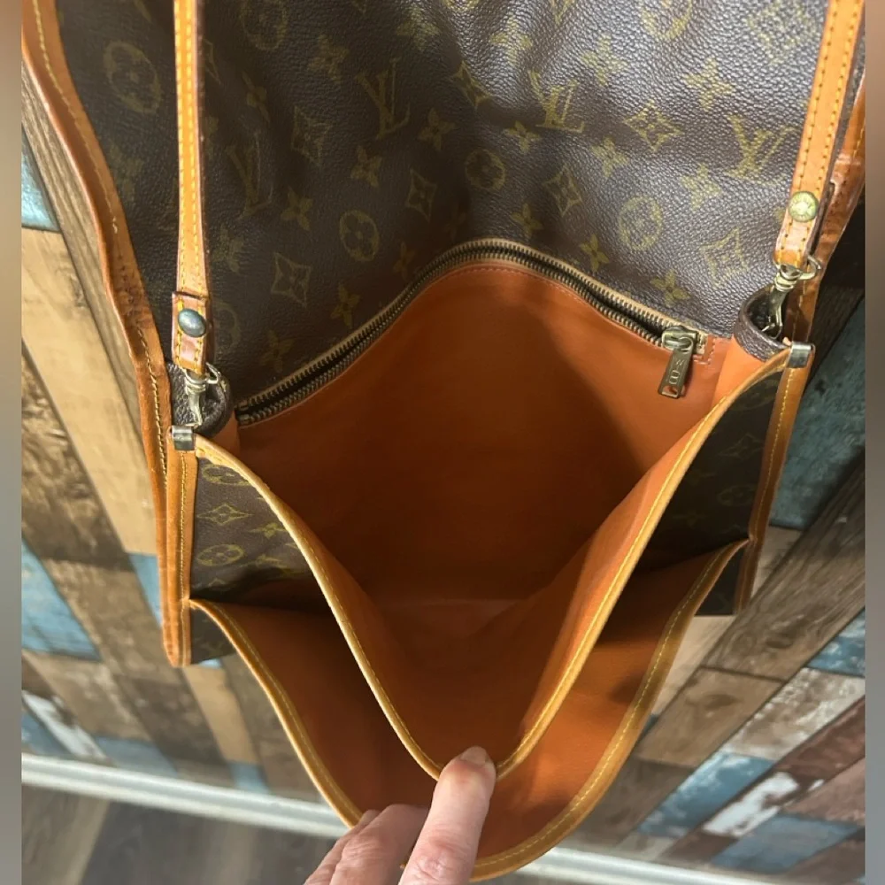 Louis Vuitton Monogram Bel Air handbag - Picture 11 of 16